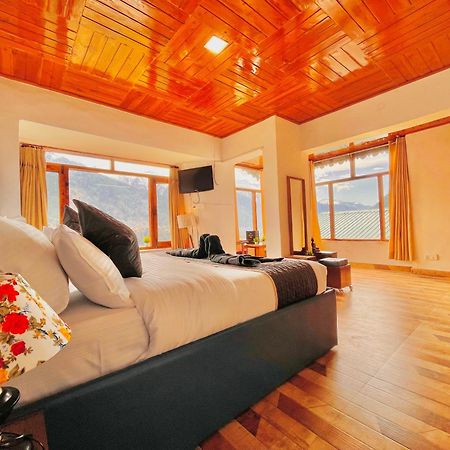 Himalayan Nomad Cottage, Manali ! All 2 Bedroom Independent Cottages ! Personal Lawn Every Cottage ! Parking ! Scenic Mountains View ! Spacious Rooms ! ภายนอก รูปภาพ