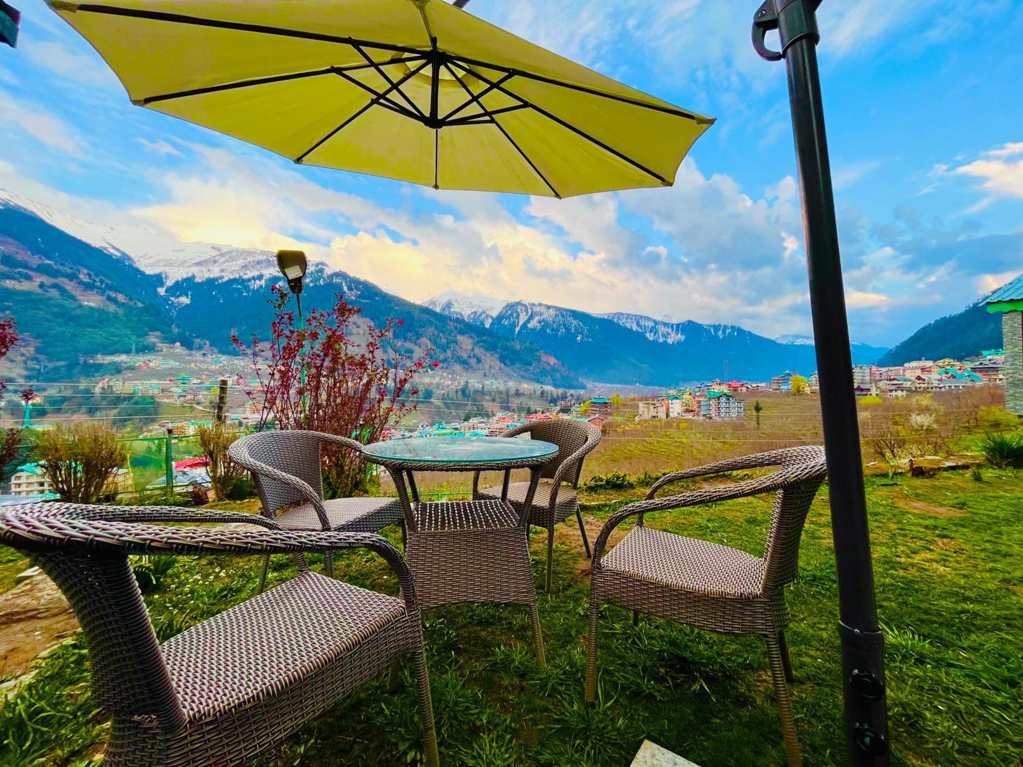 Himalayan Nomad Cottage, Manali ! All 2 Bedroom Independent Cottages ! Personal Lawn Every Cottage ! Parking ! Scenic Mountains View ! Spacious Rooms ! ภายนอก รูปภาพ