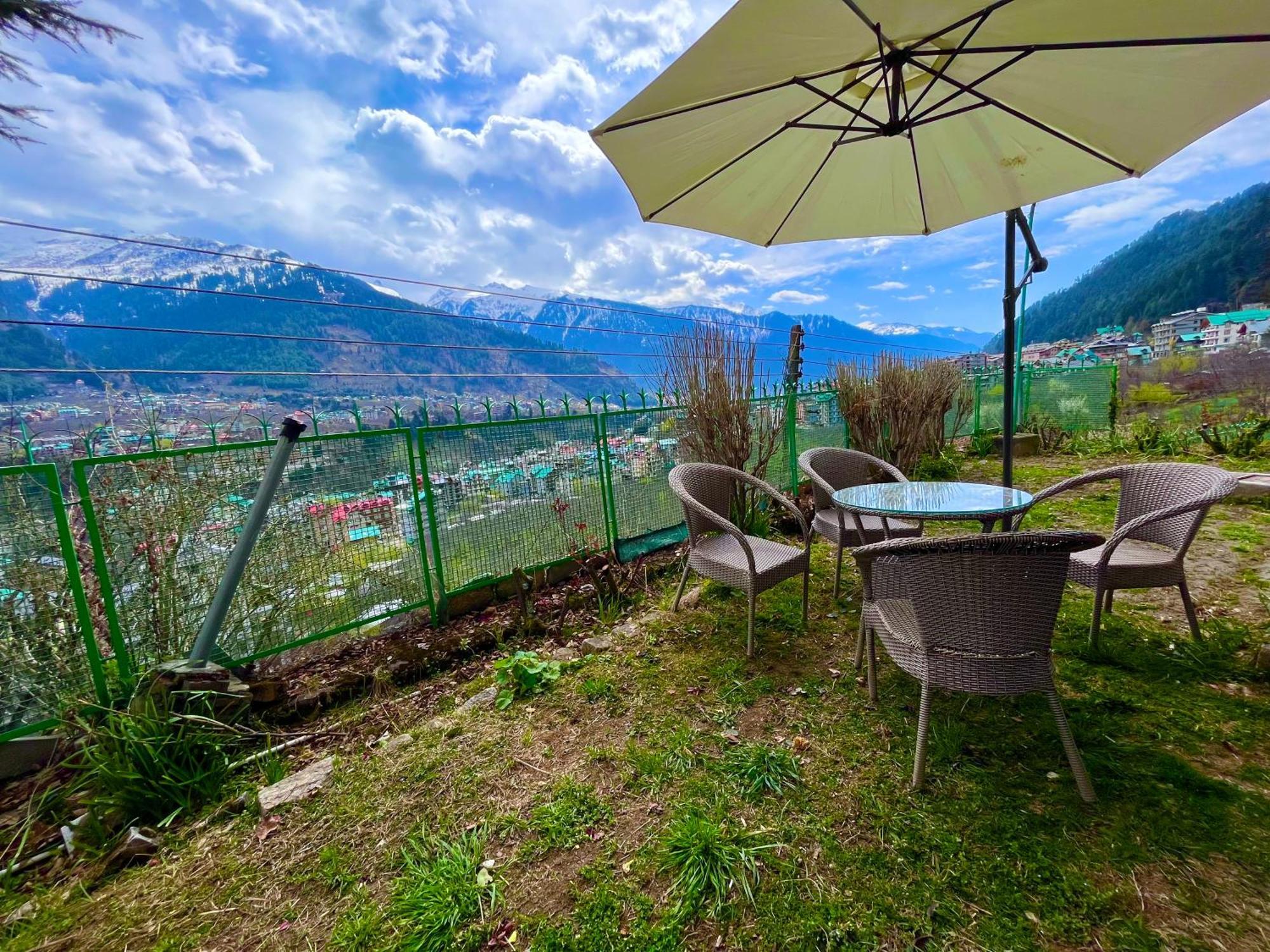 Himalayan Nomad Cottage, Manali ! All 2 Bedroom Independent Cottages ! Personal Lawn Every Cottage ! Parking ! Scenic Mountains View ! Spacious Rooms ! ภายนอก รูปภาพ
