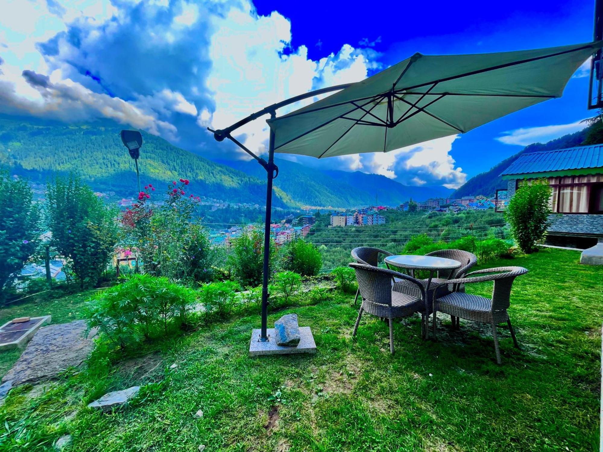 Himalayan Nomad Cottage, Manali ! All 2 Bedroom Independent Cottages ! Personal Lawn Every Cottage ! Parking ! Scenic Mountains View ! Spacious Rooms ! ภายนอก รูปภาพ