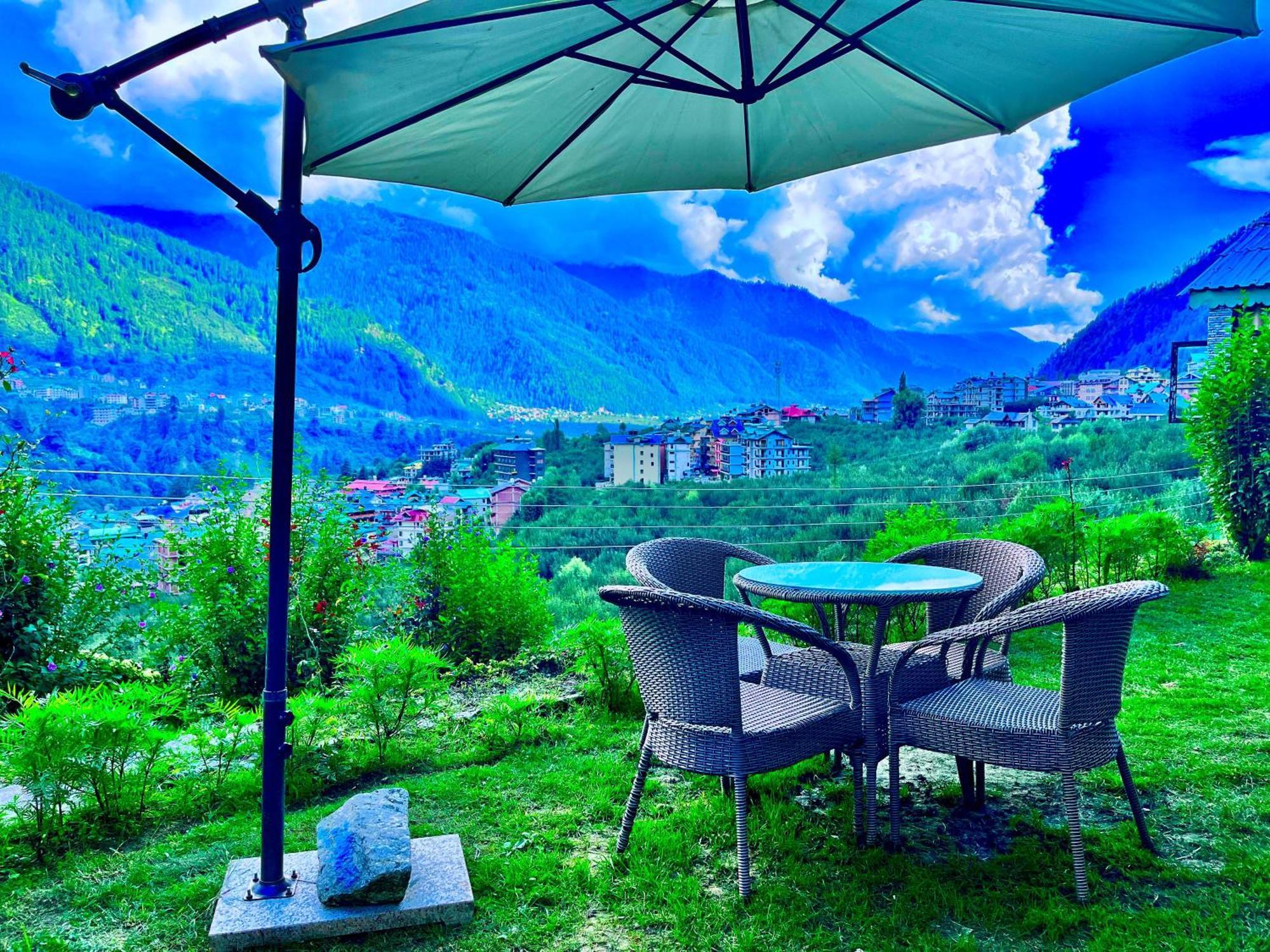 Himalayan Nomad Cottage, Manali ! All 2 Bedroom Independent Cottages ! Personal Lawn Every Cottage ! Parking ! Scenic Mountains View ! Spacious Rooms ! ภายนอก รูปภาพ