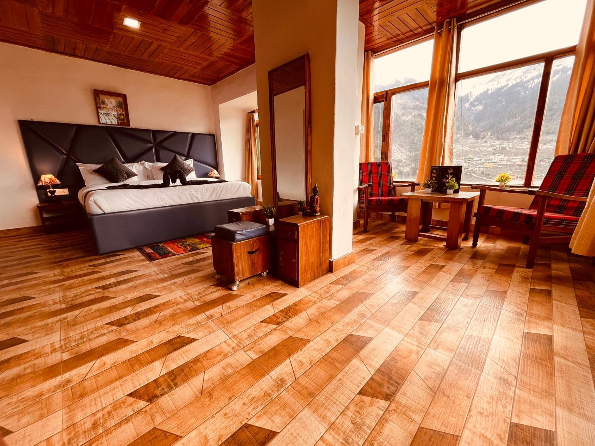 Himalayan Nomad Cottage, Manali ! All 2 Bedroom Independent Cottages ! Personal Lawn Every Cottage ! Parking ! Scenic Mountains View ! Spacious Rooms ! ภายนอก รูปภาพ